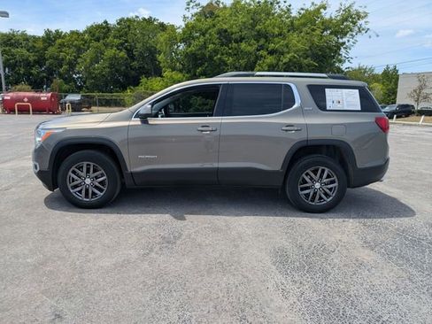 Used 2019 GMC Acadia SLT FWD image 4