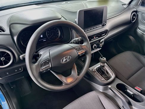 Used 2023 Hyundai Kona SEL image 11