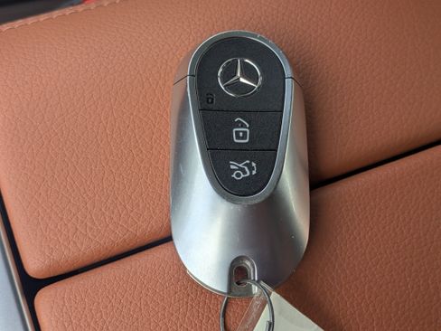 Used 2024 Mercedes-Benz C 300 4MATIC Sedan image 27