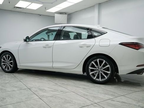 Used 2023 Acura Integra image 3