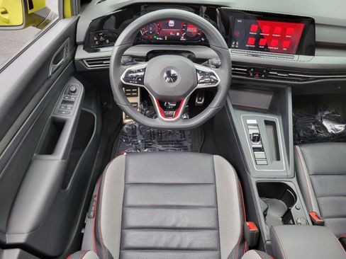 Used 2022 Volkswagen GTI Autobahn image 28