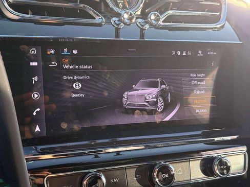 Certified 2024 Bentley Bentayga image 23