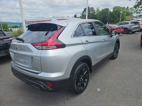 Used 2024 Mitsubishi Eclipse Cross LE AWD/4WD image 3
