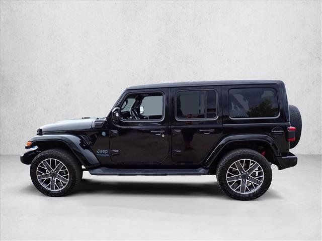 Used 2024 Jeep Wrangler High Altitude AWD/4WD image 2