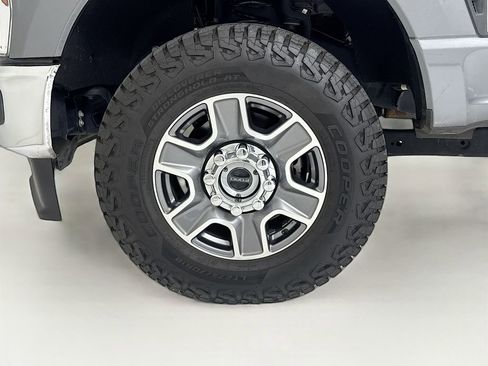Used 2024 Ford F250 Lariat image 31