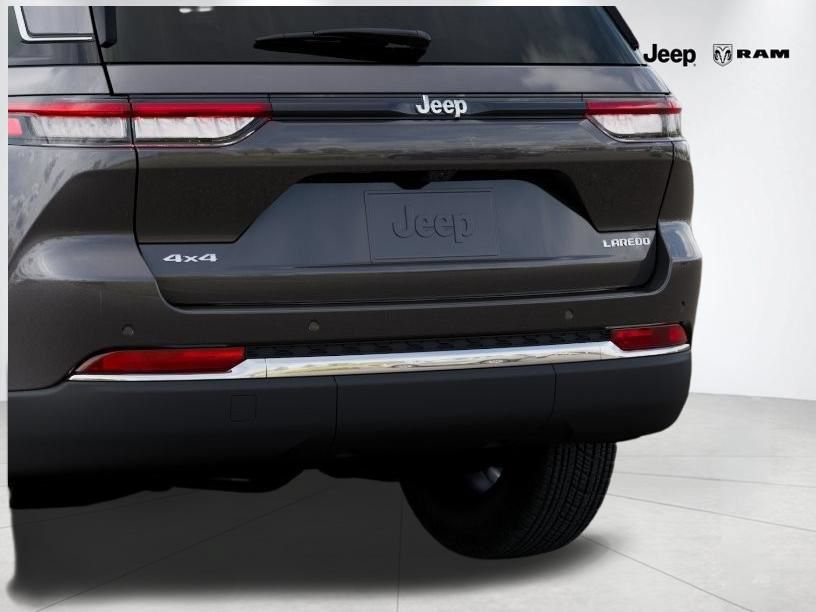 New 2026 Jeep Grand Cherokee Laredo X AWD/4WD image 39