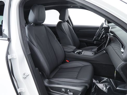 New 2026 Maserati Grecale Modena AWD/4WD image 11