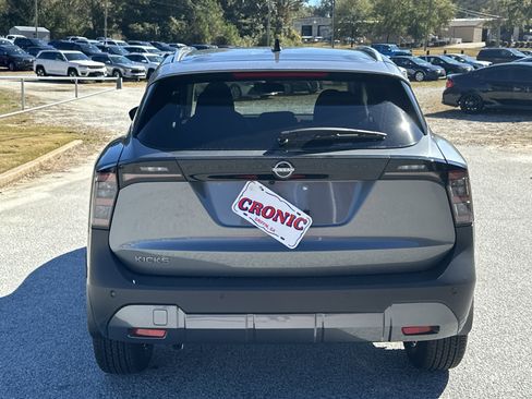 New 2026 Nissan Kicks SV image 6