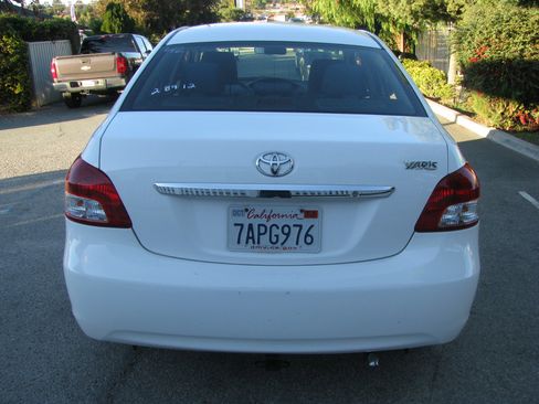 Used 2012 Toyota Yaris Sedan image 5