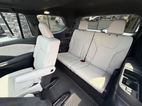 Used 2025 Lexus TX 350 AWD w/ Technology Package image 16