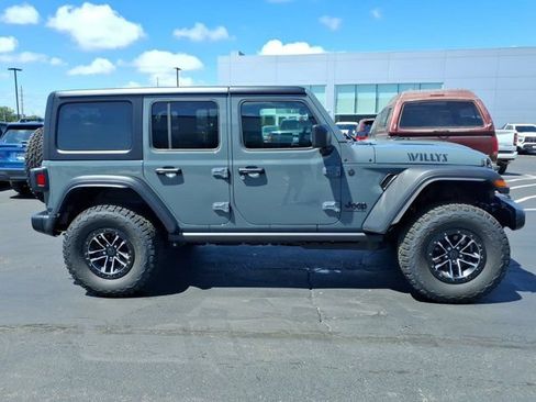 Used 2026 Jeep Wrangler Unlimited Sport AWD/4WD image 27