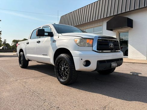 Used 2010 Toyota Tundra SR5 AWD/4WD image 2