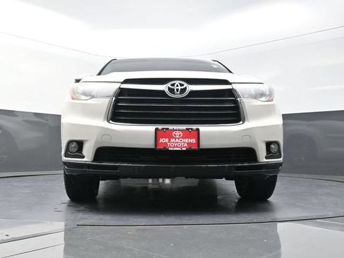 Used 2015 Toyota Highlander XLE AWD/4WD image 33