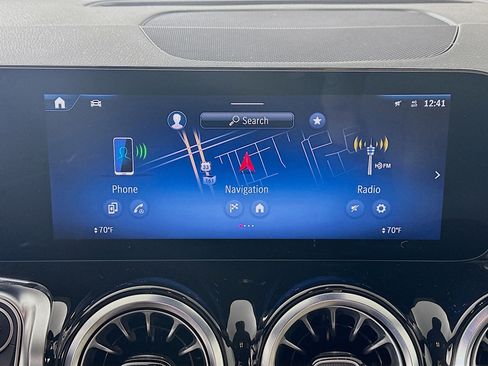 Certified 2025 Mercedes-Benz GLB 250 4MATIC image 19