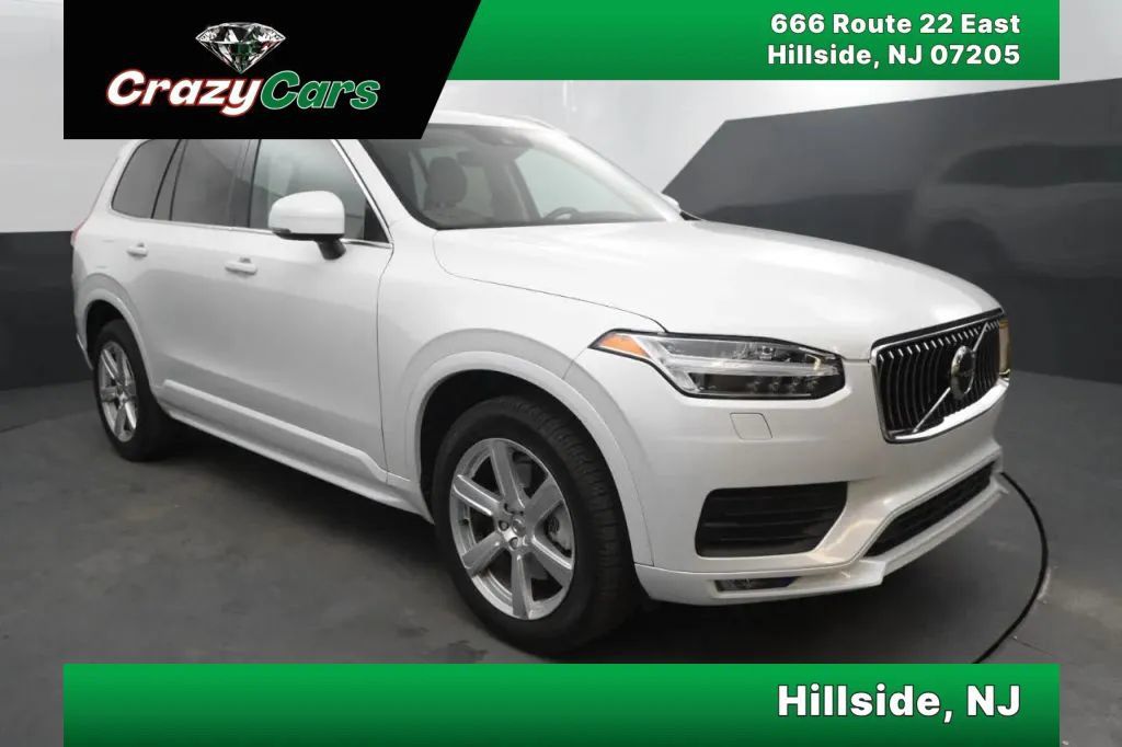 Used 2021 Volvo XC90 T6 Momentum AWD/4WD image 1