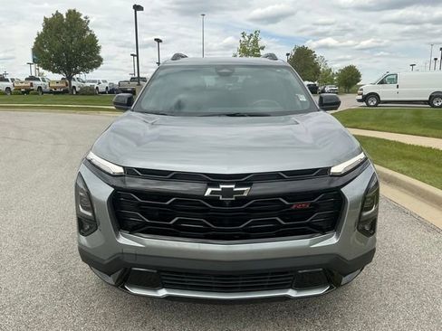 Used 2025 Chevrolet Equinox RS w/ Safety and Technology Package AWD/4WD image 9