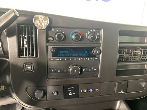 Used 2023 Chevrolet Express 3500 LS RWD image 23