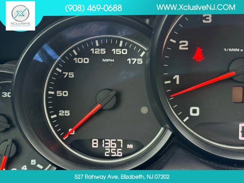 Used 2017 Porsche Cayenne Platinum Edition image 14