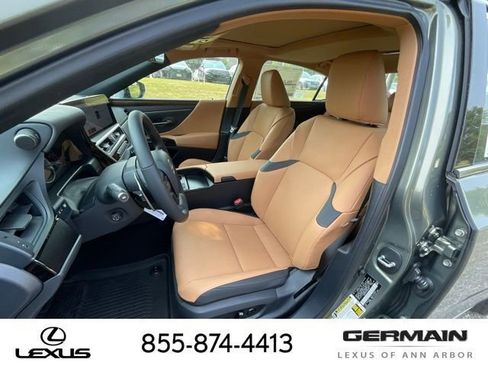 New 2025 Lexus ES 350 w/ Premium Package image 12