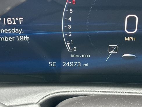 Used 2024 Cadillac XT4 Premium Luxury image 42