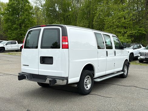 Used 2024 Chevrolet Express 2500 w/ Driver Convenience Package RWD image 6