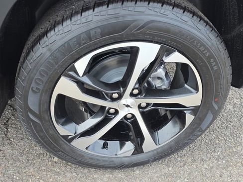 New 2026 Chevrolet Trax RS w/ Driver Confidence Package image 6