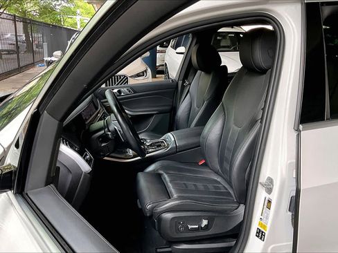 Used 2019 BMW X5 xDrive40i w/ Executive Package AWD/4WD image 7