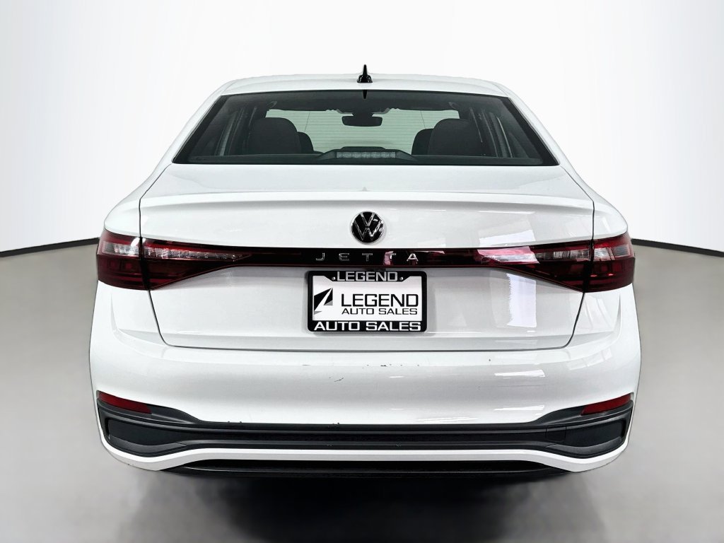 Used 2025 Volkswagen Jetta Sport FWD image 8
