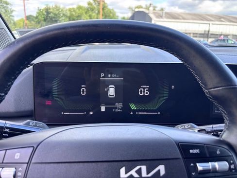 Used 2026 Kia Sportage LX w/ LX Convenience Package AWD/4WD image 11