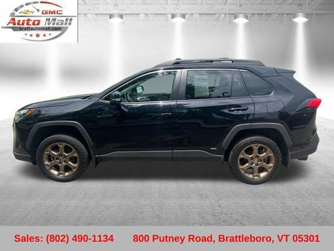 Used 2025 Toyota RAV4 Woodland Edition w/ Weather Package AWD/4WD image 2