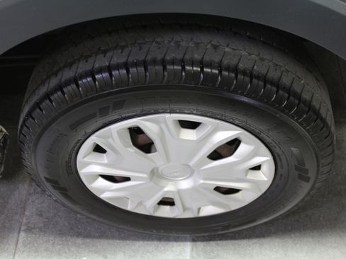 Used 2018 Ford Transit 250 130 Low Roof w/ Exterior Upgrade Package image 29