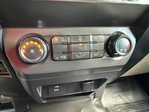 Used 2020 Ford F150 XL w/ Equipment Group 101A Mid image 26