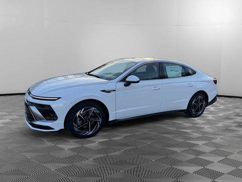 New 2026 Hyundai Sonata SEL image 3