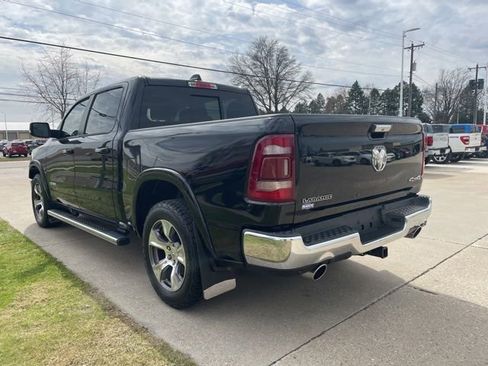 Used 2019 RAM 1500 Laramie AWD/4WD image 2