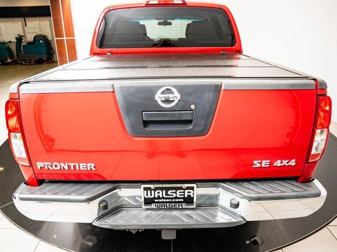 Used 2007 Nissan Frontier SE w/ SE Value Truck Pkg AWD/4WD image 18
