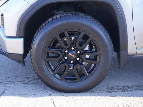 Used 2023 GMC Sierra 1500 Elevation image 10