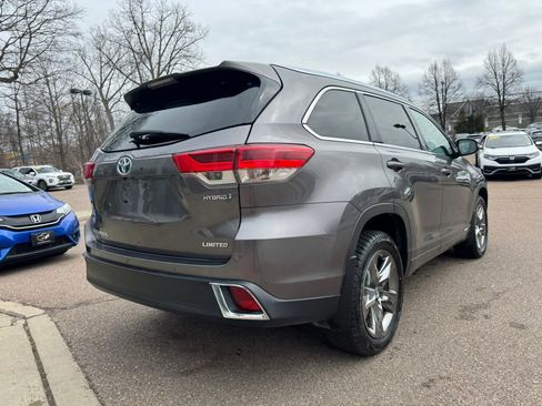 Used 2019 Toyota Highlander Limited Platinum image 7