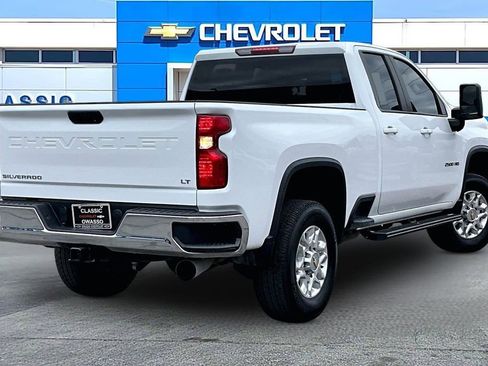 Used 2023 Chevrolet Silverado 2500 LT w/ Convenience Package image 5