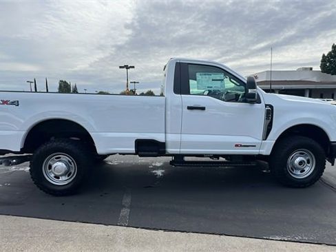New 2026 Ford F250 XL image 3
