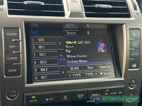 Used 2017 Lexus GX 460 AWD/4WD image 32