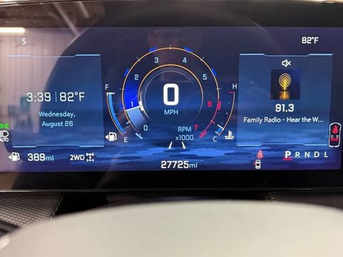 Used 2026 Chevrolet Equinox LT AWD/4WD image 25
