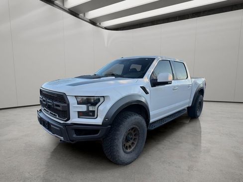 Used 2018 Ford F150 Raptor w/ Equipment Group 802A Luxury image 1