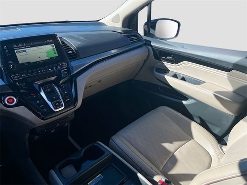 Used 2023 Honda Odyssey Elite image 24