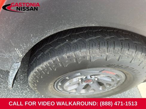 Used 2025 Nissan Frontier Pro-X RWD image 9