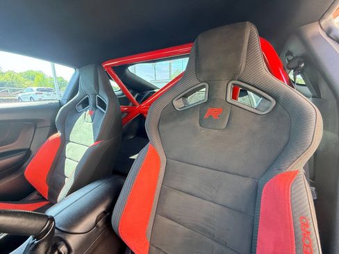 Used 2019 Ford Mustang Shelby GT350R w/ GT350R Equipment Group 920A image 42