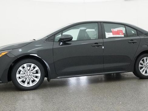 New 2026 Toyota Corolla LE w/ LE Premium Package FWD image 4