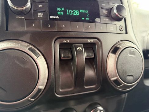 Used 2011 Jeep Wrangler Sport image 18