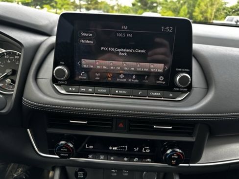 New 2026 Nissan Rogue SV image 25