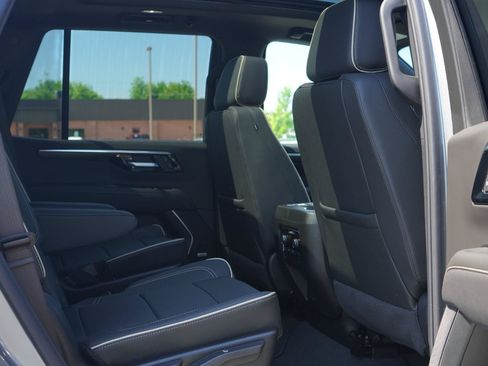 New 2026 Chevrolet Tahoe Premier w/ Sun And Tow Package AWD/4WD image 29