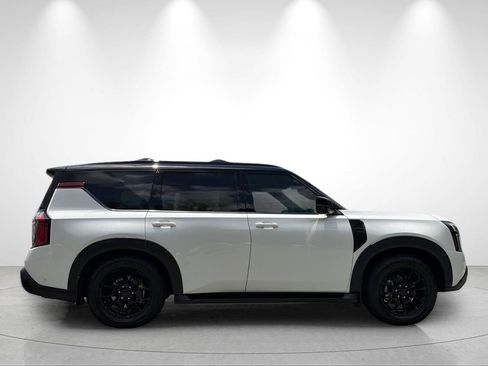 Used 2025 Nissan Armada PRO-4X AWD/4WD image 6